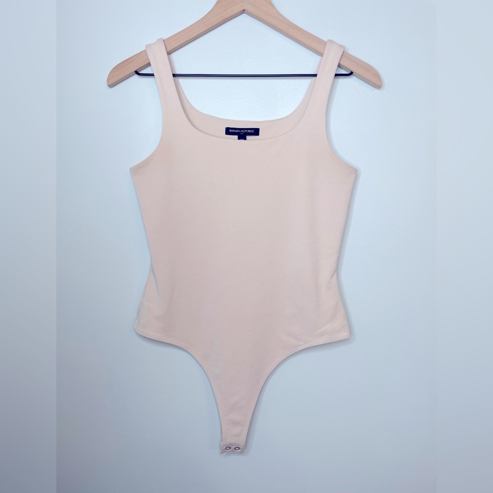 NWOT Banana Republic Nude Sleeveless Bodysuit - Picture 1 of 5